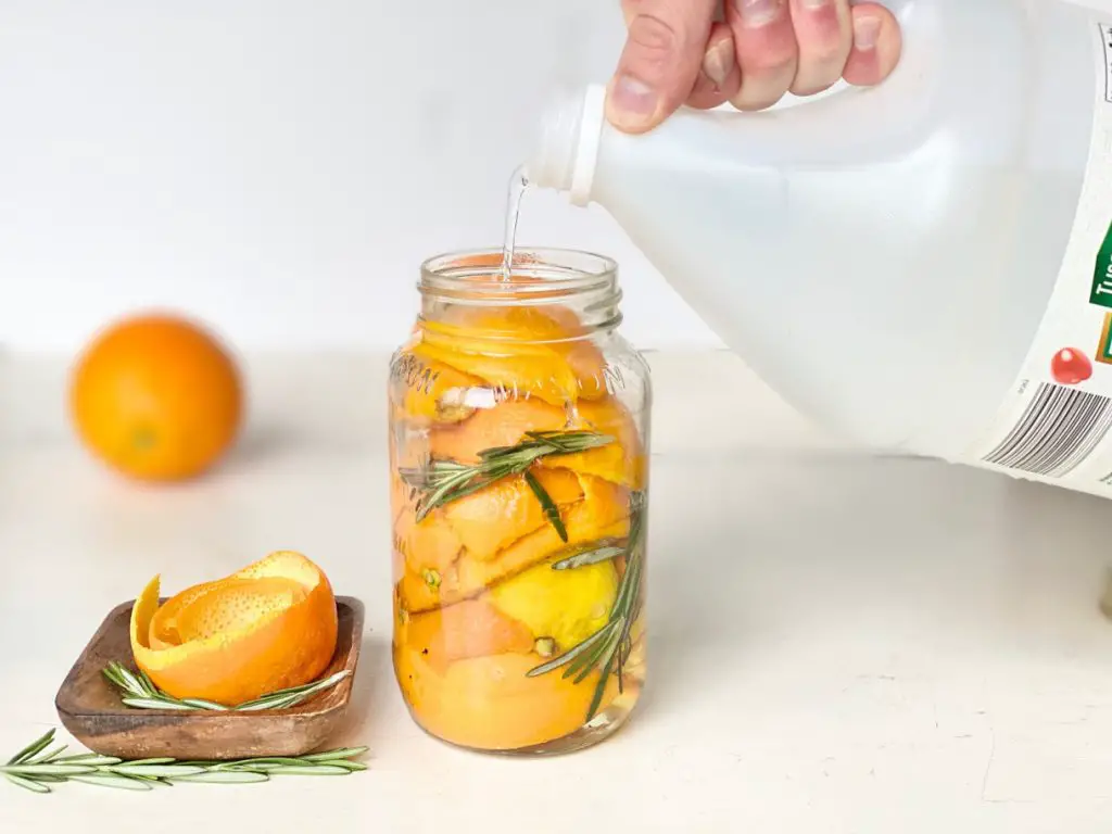 distilled white vinegar for orange peel cleaner